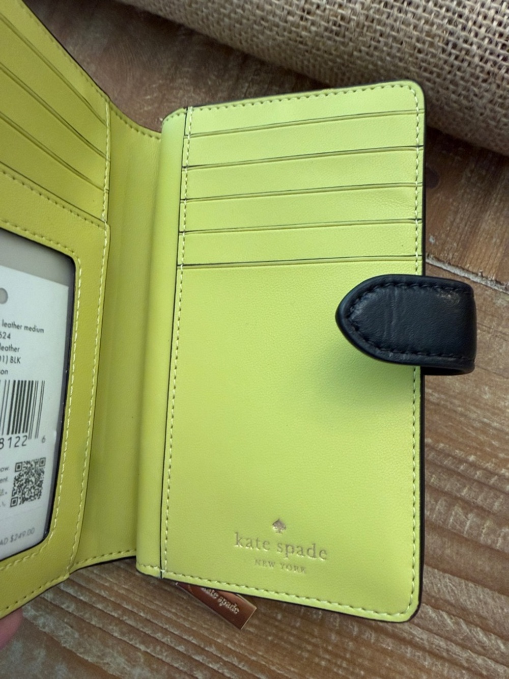 kate spade black wallet with lime interior and gold logo - Picture 4 of 5
